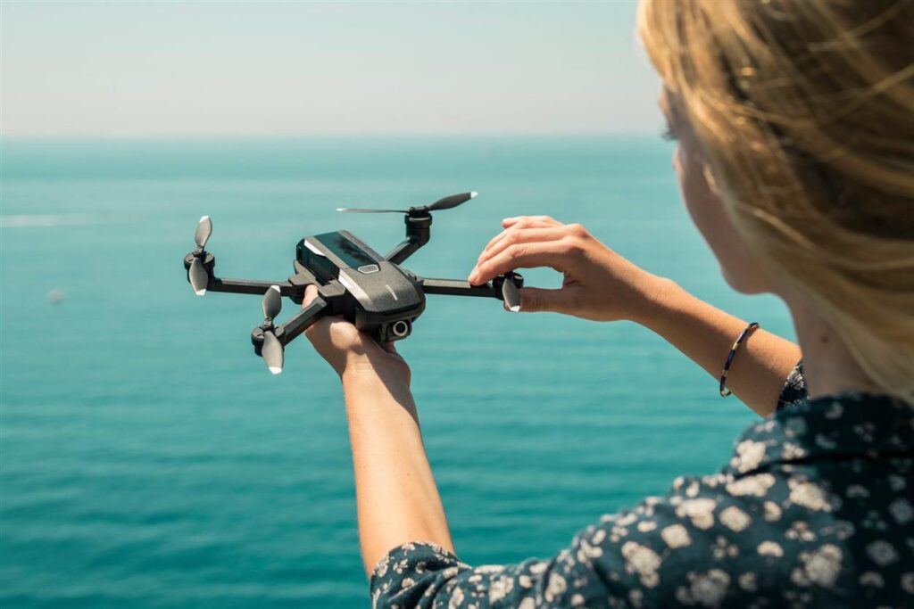 44134959 2230763933823440 1706380748535103488 N