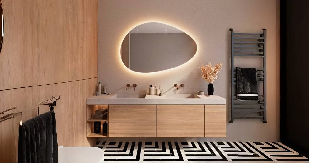 Is Frameless Mirror Good For Bat