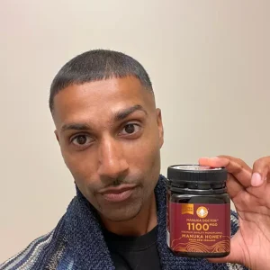 In the quest for healthy, glowing skin, nature often offers the best solutions. One of the most remarkable gifts that nature has to offer is Manuka honey, a potent ingredient known for its incredible healing properties. For centuries, this golden elixir has been used by indigenous people in New Zealand for its antibacterial, anti-inflammatory, and nourishing qualities. Manuka Doctor has taken this time-honored ingredient and transformed it into a groundbreaking skincare brand, offering a range of products that leverage the power of Manuka honey to promote healthy, radiant skin.