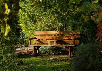 When it comes to choosing the right fence for your property, you're looking for more than just a physical barrier. You want something that combines aesthetic appeal, security, and long-term durability. That's exactly what David Musson Fencing delivers—fencing solutions that stand the test of time, enhance the look of your property, and provide peace of mind. With a commitment to quality craftsmanship and a keen eye for design, David Musson Fencing has earned a reputation as the premier choice for homeowners and businesses alike.