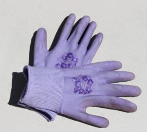 Lorsque les températures chutent, rester au chaud devient plus qu'un simple confort : c'est essentiel pour la performance, la mobilité et le bien-être général. Que vous dévaliez des pistes enneigées, randonniez sur des sentiers verglacés ou affrontiez simplement le froid au quotidien, avoir froid aux pieds peut rapidement transformer n'importe quelle activité en un véritable calvaire. C'est là que les semelles chauffantes Therm-ic révolutionnent notre façon d'affronter l'hiver, en offrant une solution plus intelligente et plus efficace pour un confort optimal par temps froid.